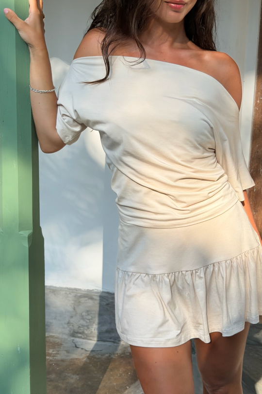 A fitted skirt with a ruffled hem, made in our sustainable bamboo-cotton stretch blend.